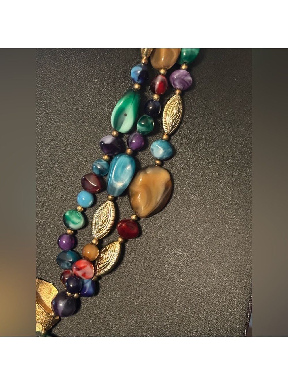 VINTAGE Genuine Lucite Statement Necklace • Gold Leaf Drop • Colorful Boho Luxe - Picture 6 of 16